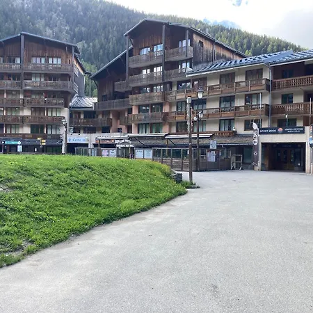 Hotel Valfrejus Vacances * فالفروجو
